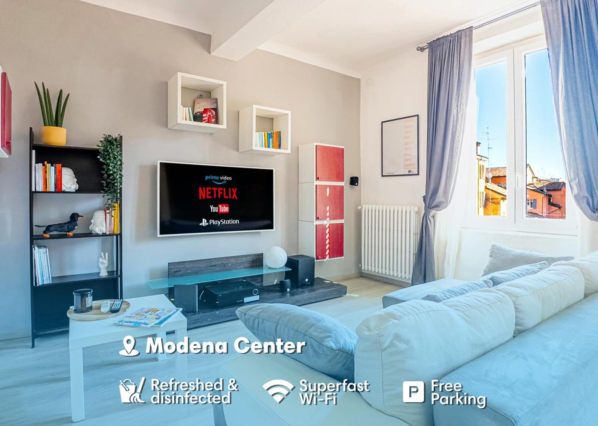Luxury Apartment Next To The Francescana Modena Exterior photo